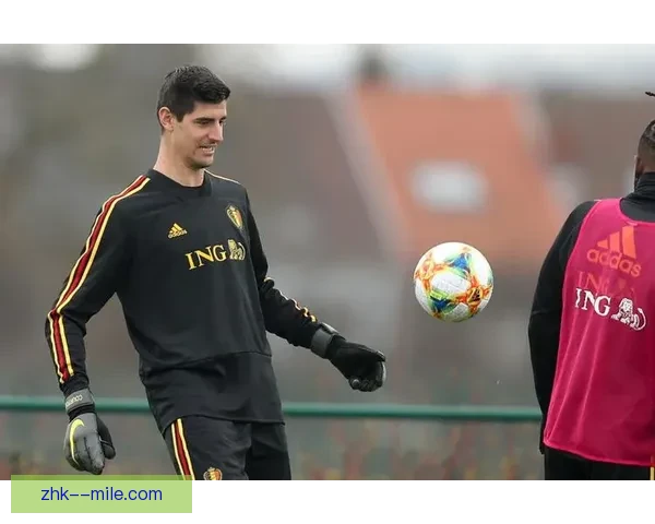 比利时国家队主帅特德斯科与门将库尔图瓦矛盾公开再度升级